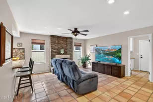 8850 S Los Feliz Dr, Tempe, AZ 85284 - Photo 15