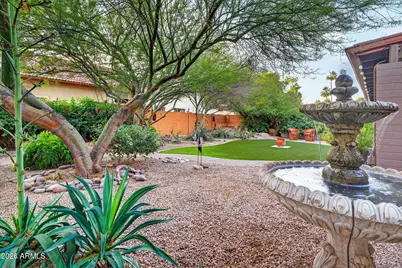 8850 S Los Feliz Drive, Tempe, AZ 85284 - Photo 49