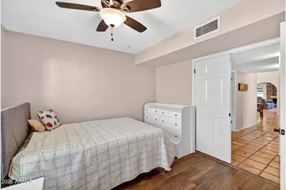 8850 S Los Feliz Drive, Tempe, AZ 85284 - Photo 35