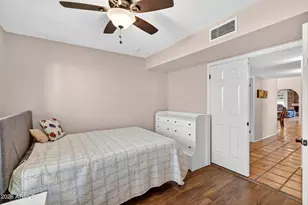 8850 S Los Feliz Dr, Tempe, AZ 85284 - Photo 35