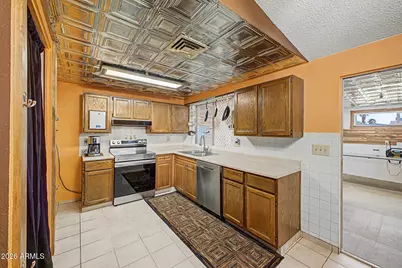 7145 W Indianola Avenue, Phoenix, AZ 85033 - Photo 7