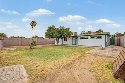 7145 W Indianola Avenue, Phoenix, AZ 85033 - Photo 39