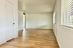 751 W 3rd Pl, Mesa, AZ 85201 - Photo 5