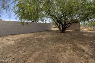 229 E Jordon Ln, Phoenix, AZ 85086 - Photo 35