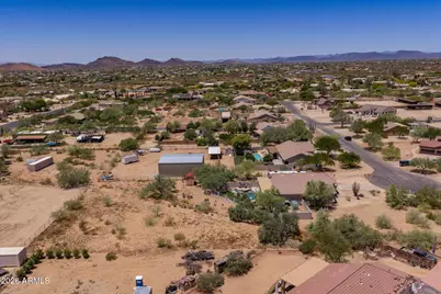 229 E Jordon Lane, Phoenix, AZ 85086 - Photo 37