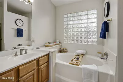 229 E Jordon Lane, Phoenix, AZ 85086 - Photo 17