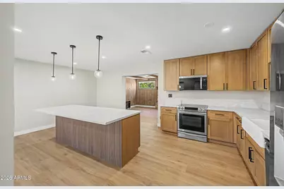 8262 E Monte Vista Road, Scottsdale, AZ 85257 - Photo 13