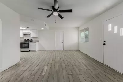 1442 E Polk Street #Apt F, Phoenix, AZ 85006 - Photo 5