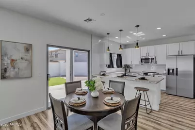 1124 E Parkview Court, Gilbert, AZ 85295 - Photo 11