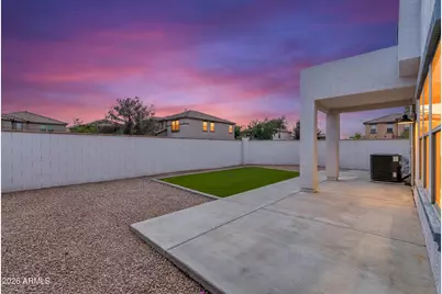 1124 E Parkview Court, Gilbert, AZ 85295 - Photo 29