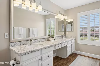 8866 E Shangri La Road, Scottsdale, AZ 85260 - Photo 19