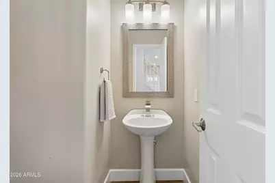 8866 E Shangri La Road, Scottsdale, AZ 85260 - Photo 11