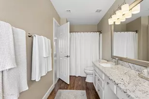 8866 E Shangri La Rd, Scottsdale, AZ 85260 - Photo 19