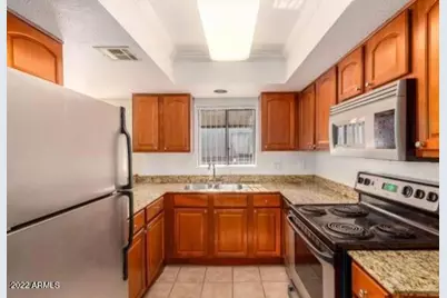 17211 N 35th Avenue #D107, Phoenix, AZ 85053 - Photo 5