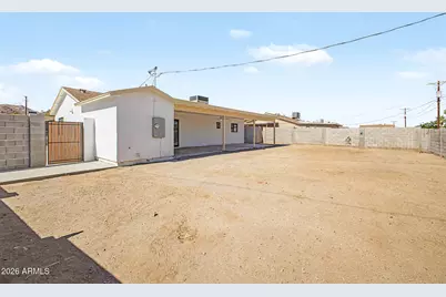 428 E Desert Drive, Phoenix, AZ 85042 - Photo 27