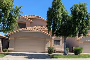 8034 W Paradise Dr, Peoria, AZ 85345 - Photo 1