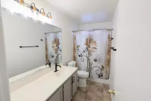 8034 W Paradise Dr, Peoria, AZ 85345 - Photo 9