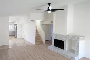 8034 W Paradise Dr, Peoria, AZ 85345 - Photo 7