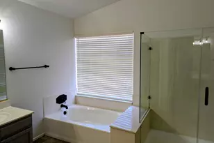 8034 W Paradise Dr, Peoria, AZ 85345 - Photo 29
