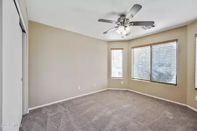 10930 W Wilshire Drive, Avondale, AZ 85392 - Photo 15