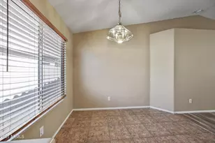 10930 W Wilshire Dr, Avondale, AZ 85392 - Photo 5