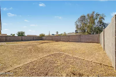 10826 W Montecito Avenue, Phoenix, AZ 85037 - Photo 23