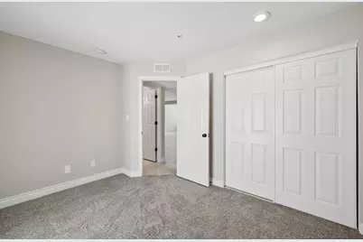 7826 E Heatherbrae Avenue #B, Scottsdale, AZ 85251 - Photo 13