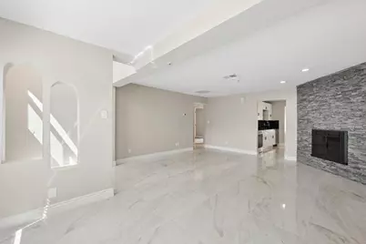 7826 E Heatherbrae Avenue #B, Scottsdale, AZ 85251 - Photo 9