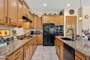4744 E Carob Dr, Gilbert, AZ 85298 - Photo 17