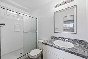 124 E Minton Dr, Tempe, AZ 85282 - Photo 9