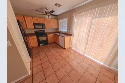 3913 N 105th Drive, Avondale, AZ 85392 - Photo 3
