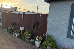 104 W Pueblo Ave, Phoenix, AZ 85041 - Photo 27