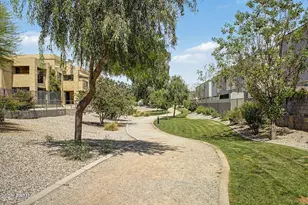 2275 W Harmont Dr, Phoenix, AZ 85021 - Photo 35