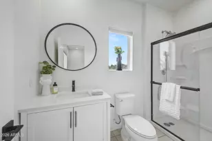 2275 W Harmont Dr, Phoenix, AZ 85021 - Photo 17