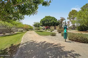 2275 W Harmont Dr, Phoenix, AZ 85021 - Photo 35