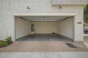 2275 W Harmont Dr, Phoenix, AZ 85021 - Photo 27