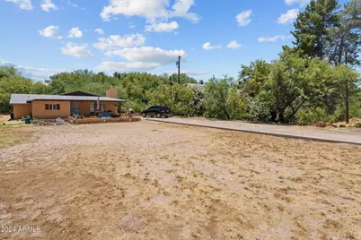 331 W Center Street, Wickenburg, AZ 85390 - Photo 5