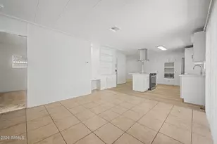 6602 W Mission Ln, Glendale, AZ 85302 - Photo 9