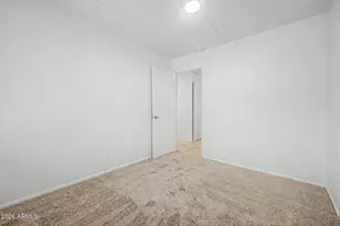 6602 W Mission Ln, Glendale, AZ 85302 - Photo 19