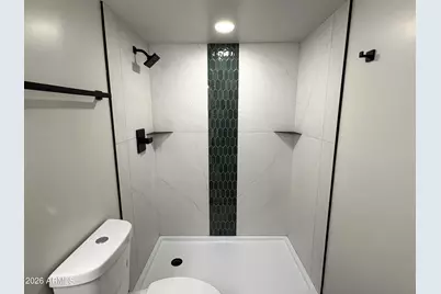 5725 N 68th Avenue, Glendale, AZ 85303 - Photo 13