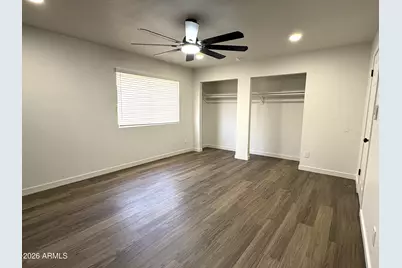 5725 N 68th Avenue, Glendale, AZ 85303 - Photo 11