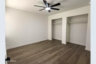 5725 N 68th Avenue, Glendale, AZ 85303 - Photo 17
