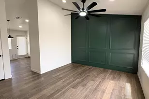 5725 N 68th Ave, Glendale, AZ 85303 - Photo 3
