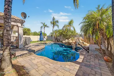 8143 E Michelle Drive, Scottsdale, AZ 85255 - Photo 7