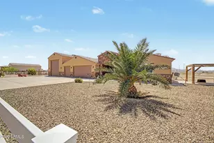 24039 W Cavedale Dr, Wittmann, AZ 85361 - Photo 3