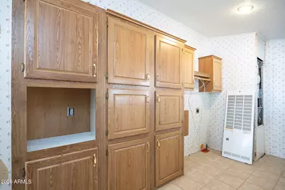 15761 W Hopi Drive, Casa Grande, AZ 85122 - Photo 13
