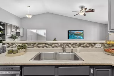 518 W Amoroso Drive, Gilbert, AZ 85233 - Photo 19