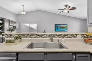 518 W Amoroso Dr, Gilbert, AZ 85233 - Photo 19