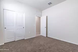 5206 E Gummite Dr, San Tan Valley, AZ 85143 - Photo 19
