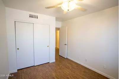 8011 W Laurel Lane, Peoria, AZ 85345 - Photo 15